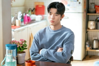 '인간입니다만' 로몬, 완벽한데 허당