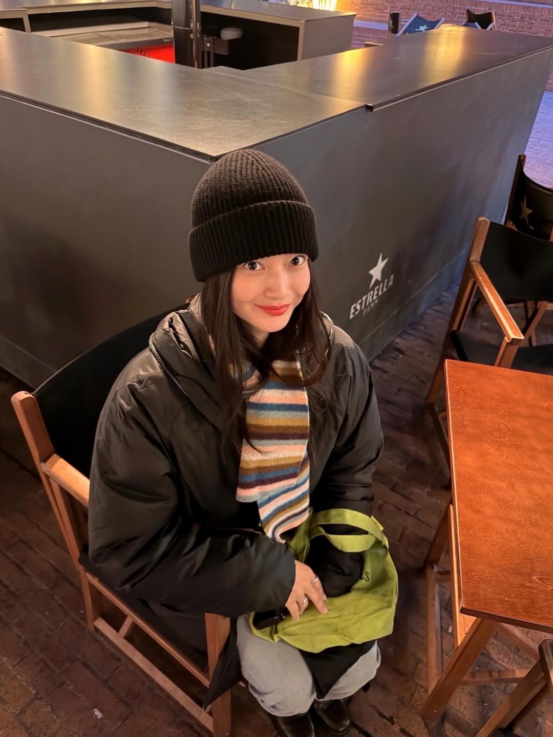 신민아♥김우빈, 신혼여행 드디어 공개됐다…행복 최고치