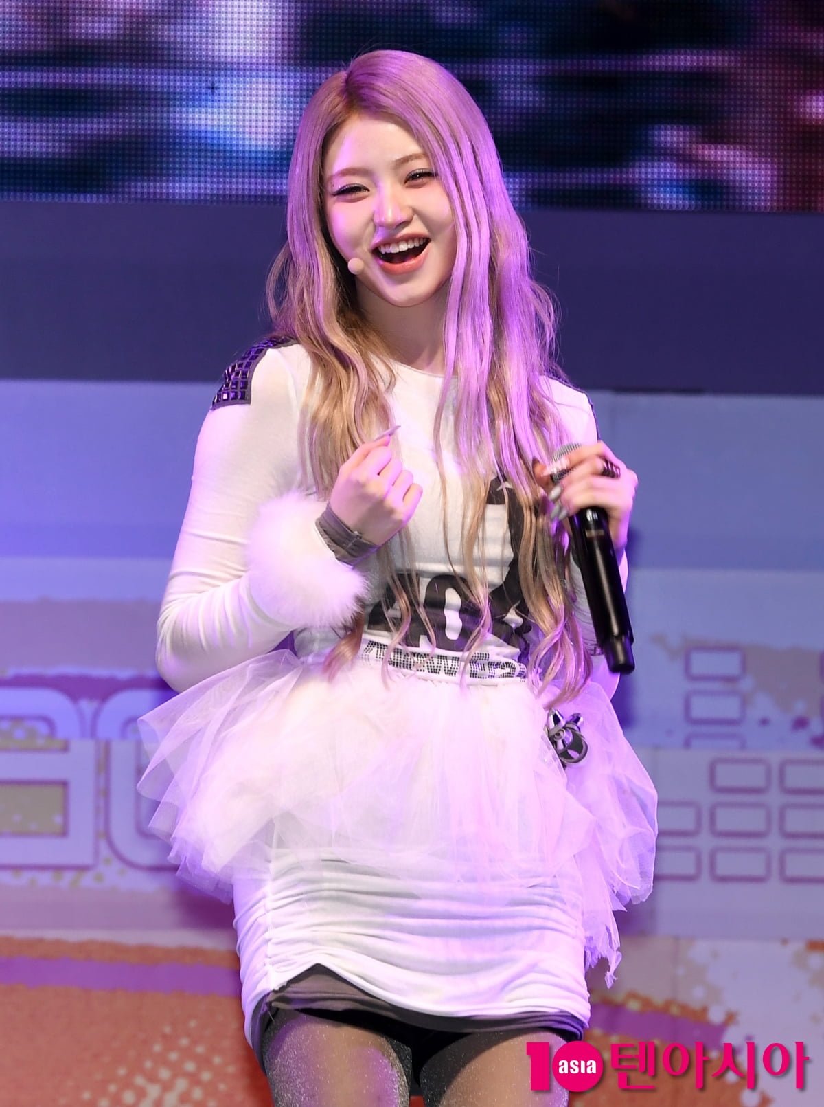 키키 하음, 빠져드는 미소[TEN포토]