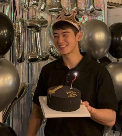 차은우, 세계 6위 탈세 연예인 됐는데…해외 팬들 "강해지고 싸워라" [TEN이슈]