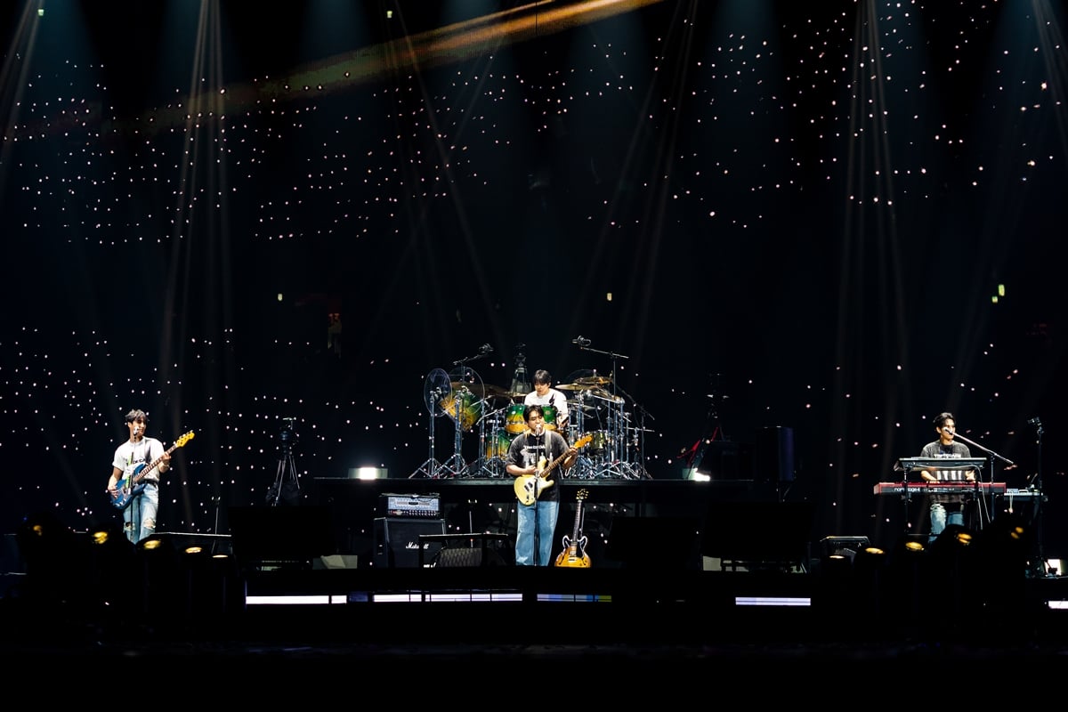 데이식스/ 사진=JYP엔터테인먼트, Live Nation