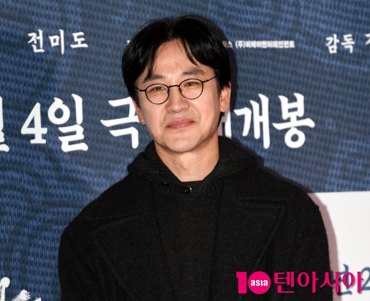 엄태웅, 어색한 포토타임[TEN포토+]