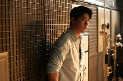 '고윤정 매니저' 최우성, 이이담과 ♥핑크빛 터졌다더니…훤칠한 대형견 매력 ('이사통')