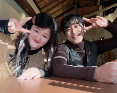 '일본 체류' 이국주, 남자 만났다…"데이트" 직접 인증→사유리도 알고 있어