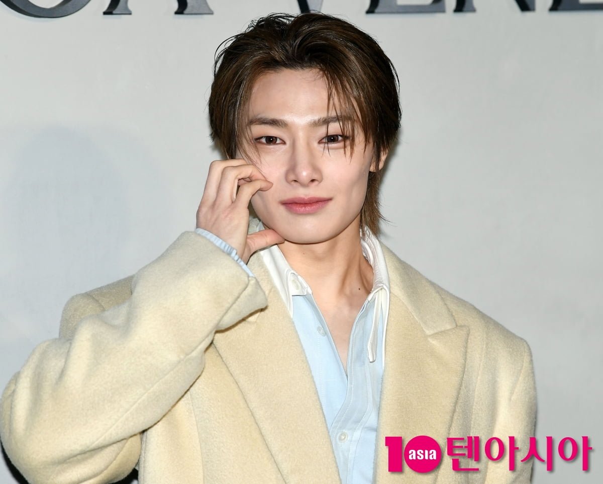 스트레이 키즈 아이엔, 눈 호강하는 눈웃음...달콤한 눈빛[TEN포토+]