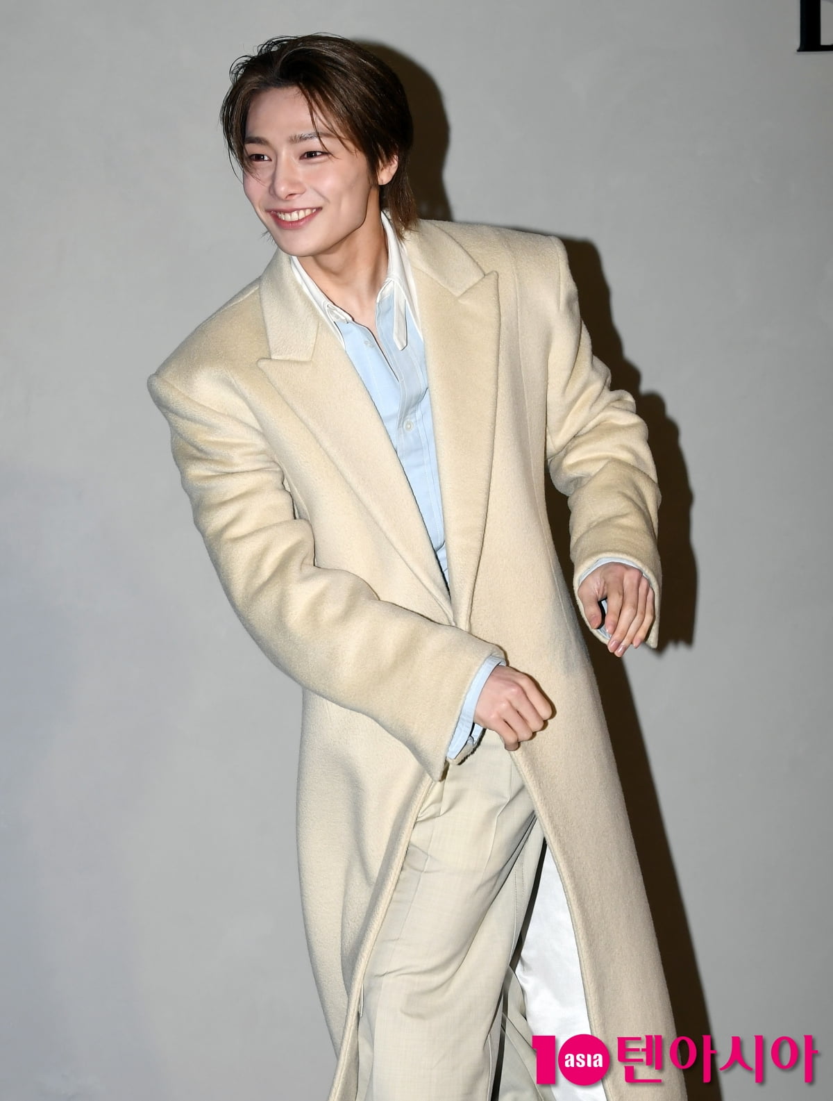 스트레이 키즈 아이엔, 눈 호강하는 눈웃음...달콤한 눈빛[TEN포토+]