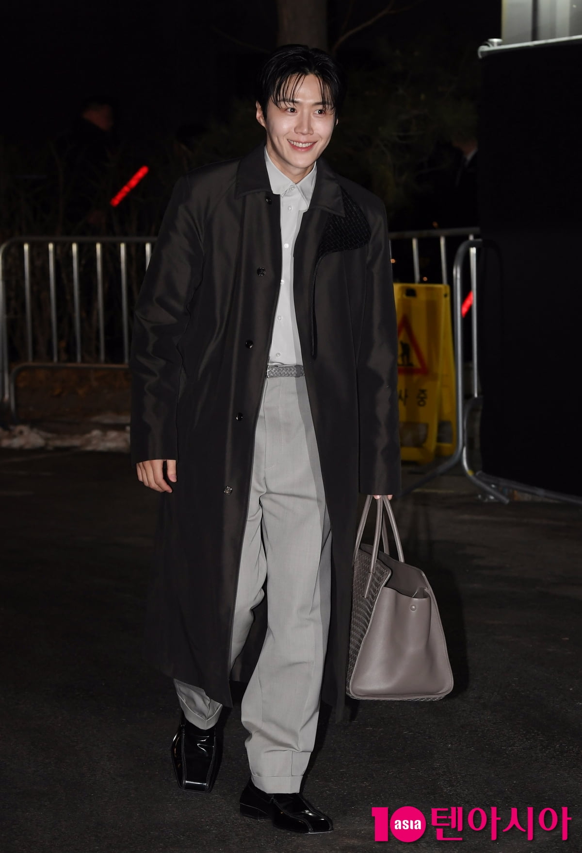 김선호, 얼음도 녹일듯한 미소...성수동이 들썩들썩[TEN포토+]