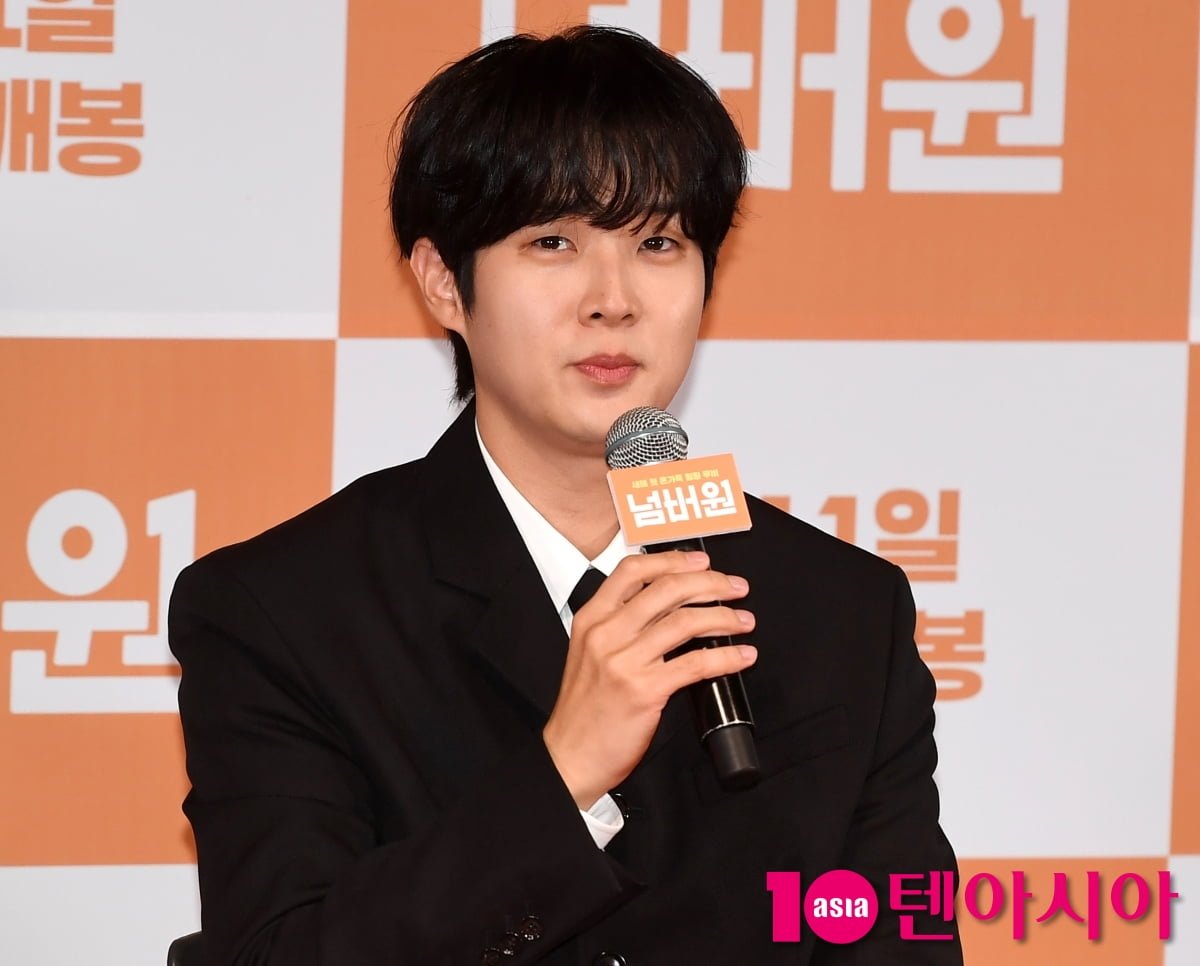 최우식, 10년만에 만난 감독...행복하게 연기했다[TEN포토]