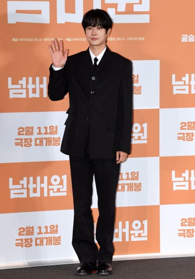 최우식, 귀공자 비주얼...매력 넘치는 미소[TEN포토+]