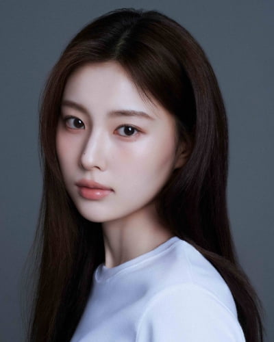 아이즈원 해체 6년 차에 깜짝 근황 전했다…강혜원, 임시완→혜리 호흡 후 '첫입에' 캐스팅