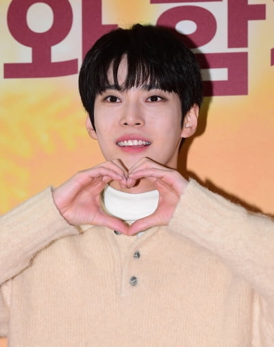 NCT 도영, 군 복무 중에도 선행…생일 맞아 1억 기부