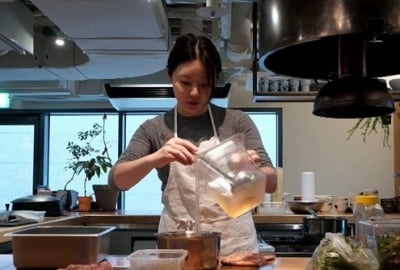 임성근은 '전과 6범' 논란으로 시끄러운데…'흑백' 조서형 셰프, 예능 '사당귀' 출격한다