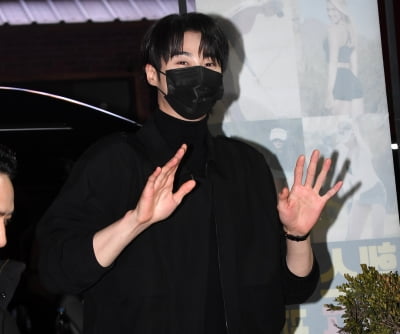 변우석, 마스크를 해도 잘생김...스윗한 인사[TEN포토+]