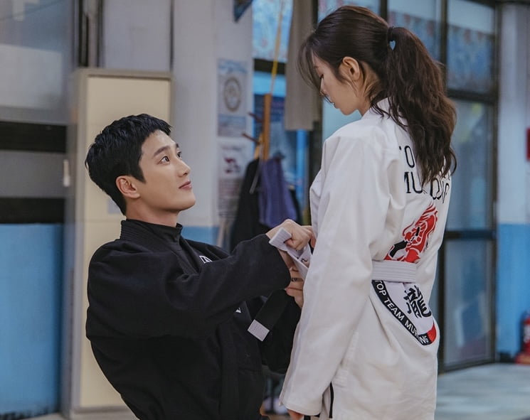 안보현, ♥이주빈과 공개 연애 시작했는데…결국 위기 맞았다 "숨겨진 가족사" ('스프링피버')