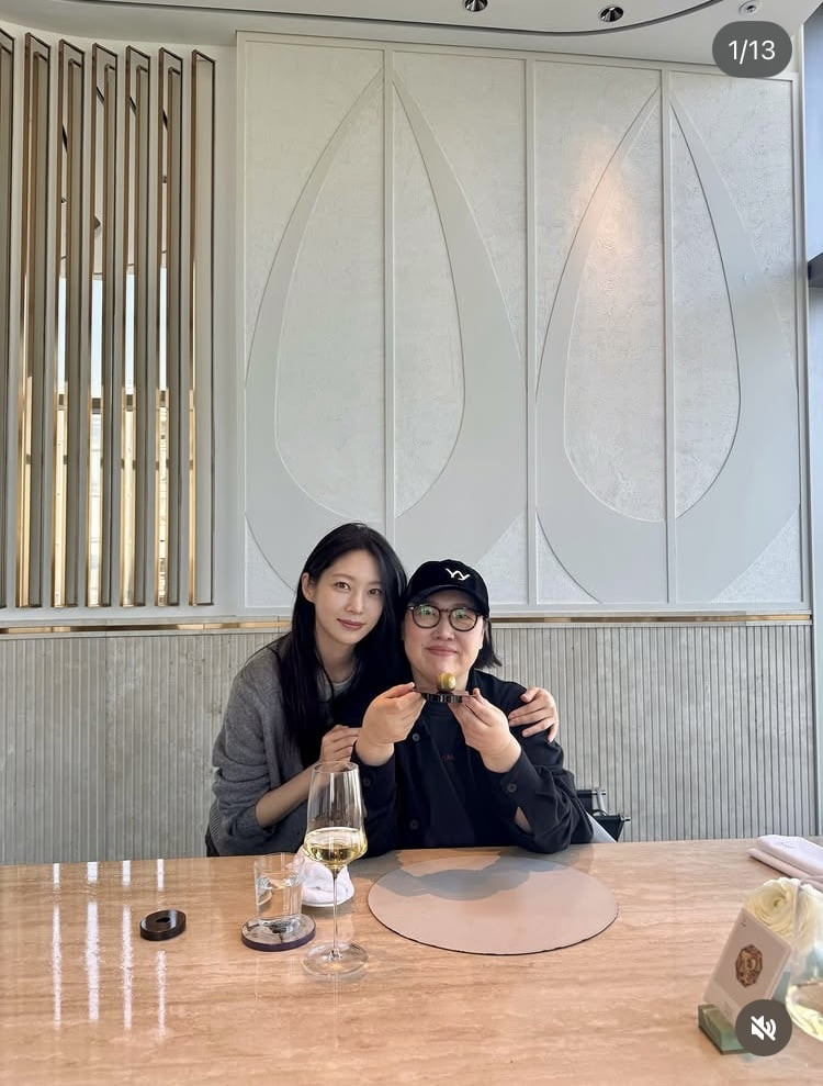 손종원 셰프네 가족사진인줄…여배우 2명 방문에 VIP 대우