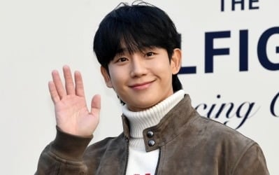 정해인, 정소민과 ♥핑크빛 2년 만에 기쁜 소식 알렸다…생일 앞두고 팬미팅 '취향인 모임' 개최