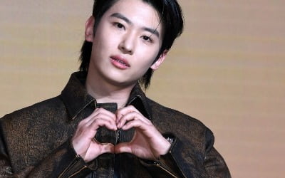 덱스, 요즘 잘 나간다더니…무려 제니에게 선물 받았다 "심장 떨려" ('마니또클럽')