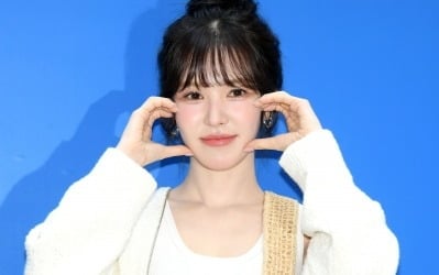웬디, 여전히 잘 나가네…요즘 가장 호감도 올라간 여자 가수 1위 [TEN차트]