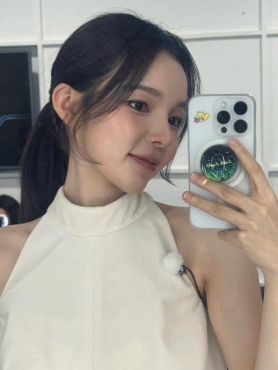 '신혼' 박진주, 결혼하더니 외모 확 바뀌었네…홀터넥 입고 뽐낸 '성숙 여신' 자태