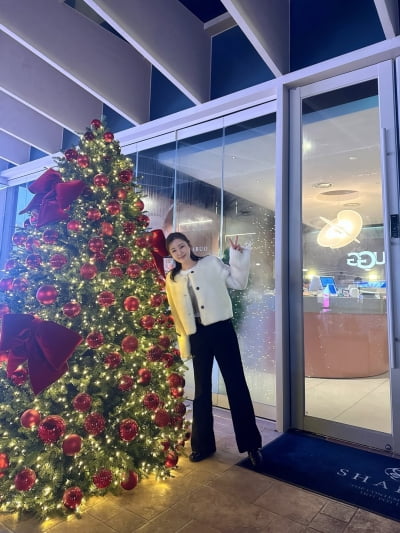 '행사비 3500만' 송가인, '153cm·44kg'이라더니…열심히 먹고 일하며 몸매 유지