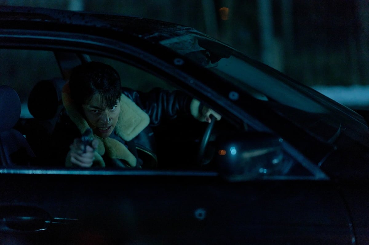 조인성, 팔 길이가 액션에 최적화…시원시원하네('휴민트')