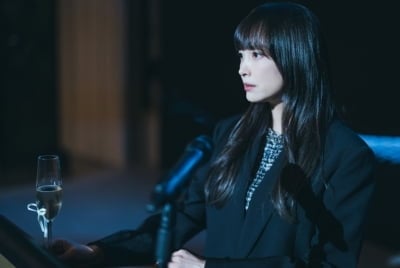 이나영, 공식석상서 굳은 표정 포착…눈빛 가라앉고 분위기 어두워져 "긴장 못 놔" ('아너')