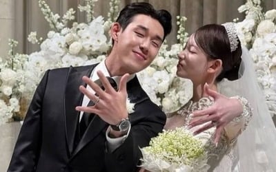 축구선수♥아나운서 부부 탄생했다…"기적이라 생각, 너무 부족해" 父 오열 ('사랑꾼')[종합]