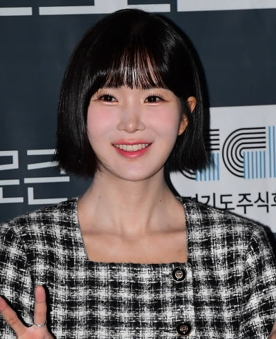 조현영, 알렉스와 공개 연애 후회한다더니…"레인보우 멤버 중 나만 결혼 안 해" ('귀묘한')