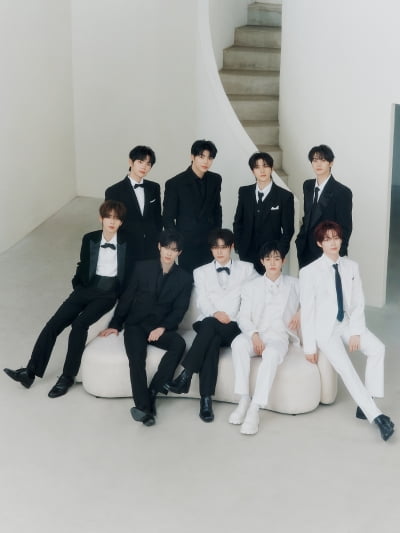 제로베이스원, 결국 유종의 미 거둔다…2년 6개월간 여정 담은 새 앨범 호성적 기록