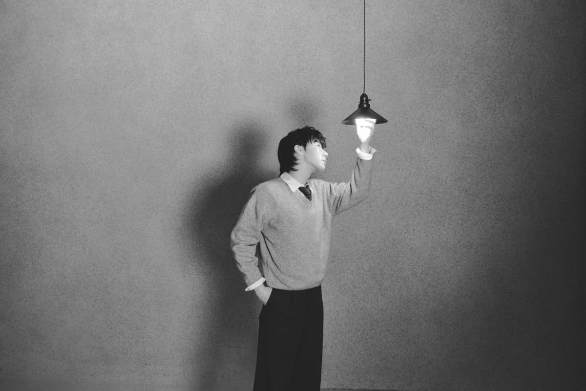 인피니트 김성규, 고요한 흑백 무드…'OFF THE MAP' 3월 컴백 예열 