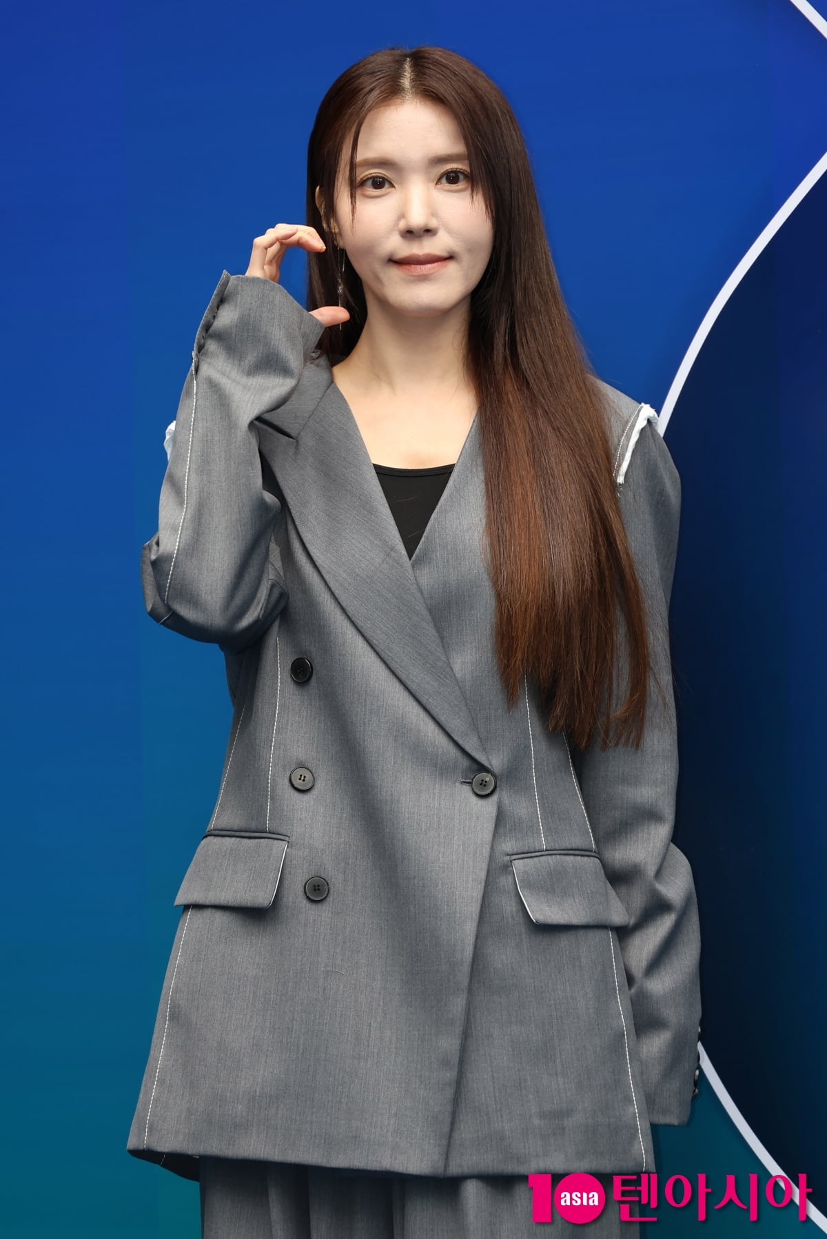 정시아, 깔끔한 수트핏[TEN포토]