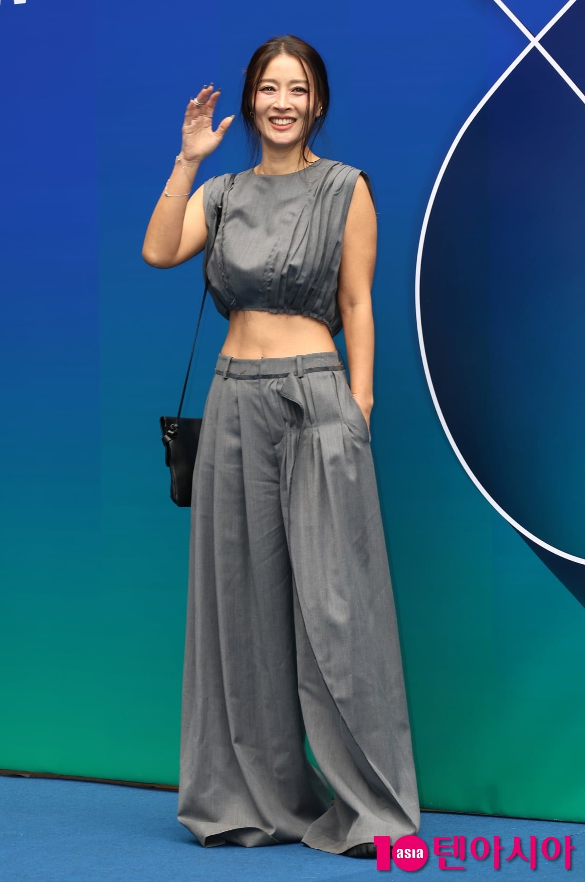 황보, 한줌 허리[TEN포토]