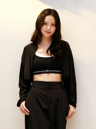 블랙핑크 지수, 6년째 연기력 혹평인데…넷플릭스선 돈값 할까