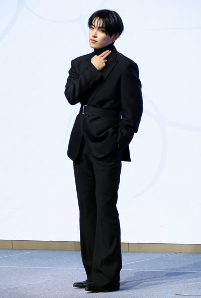 에이티즈 홍중, 심쿵 하트[TEN포토+]