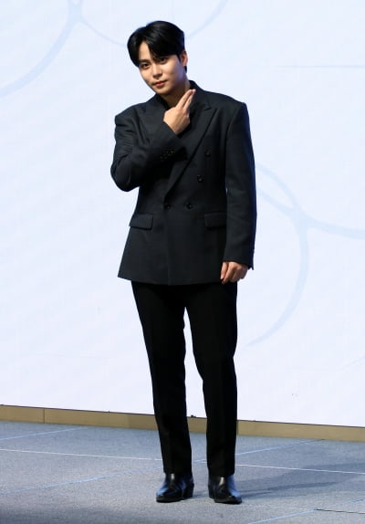 에이티즈 종호, 다이어트로 날렵해진 막내[TEN포토+]