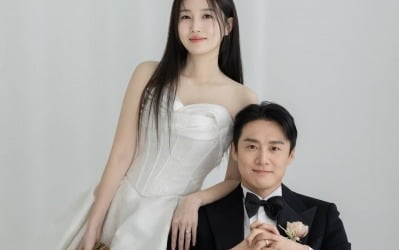 '둘째 임신' 김소영, 만삭 사진이라는데 배가 홀쭉…♥오상진과는 "눈 맞추기 어색"