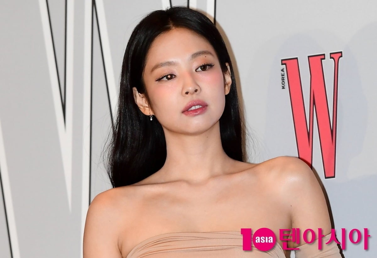 '♥열애설만 세 번' 제니, 또 터졌다…'환승연애'까지 끌어올렸다 '톱 5' 안착