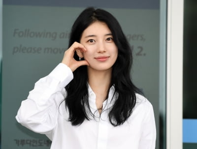 수지, 알고보니 '6살 연상' 유명 남가수와 특별한 인연 있었다…"생각하며 만든 곡" ('더시즌즈')