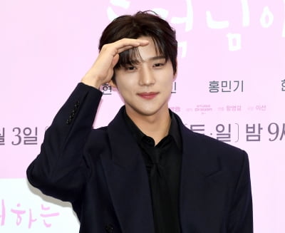 [단독] 문상민, '2000년 동갑내기' 이채민과 호흡할까…'나미야 잡화점의 기적' 검토 중