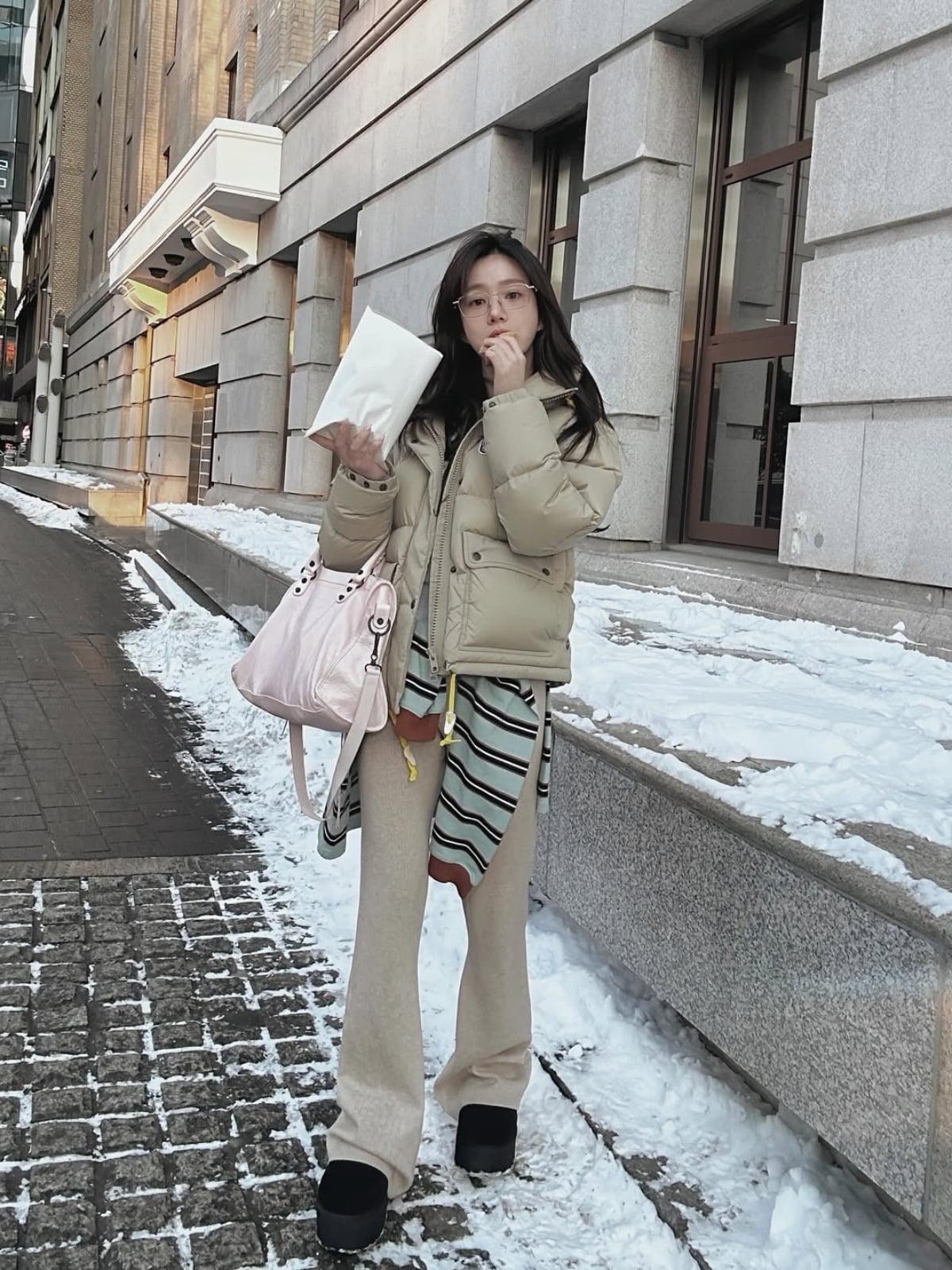 사진 = 이유비 인스타그램