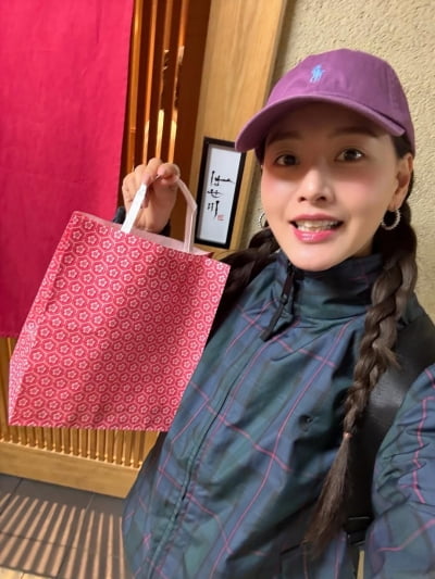 '38세' 김재경, 극비 결혼 하더니 훌쩍 떠났다…일본서 전한 밝은 근황