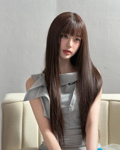 '137억 건물주' 장원영, 지루한 표정마저 '세젤예' 등극…클로즈업 뚫고 나오는 무결점 피부