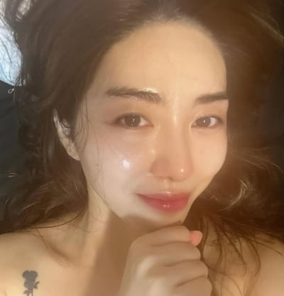 '의료사고 고백' 권민아 "불안해지면 10분 단위로 일기 작성"…내용 봤더니