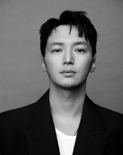 '티파니영♥' 변요한, 열애 인정 두 달 만에 엔딩 알렸다…"보고 싶어 스트레스받을 것"