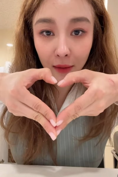 옥주현 '캐스팅 독식 논란' 12일 만에 작품 떠나 보냈다…"그동안 고마웠습니다"