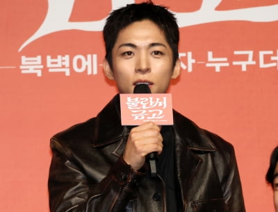 주종혁, 첫 연극 열심히 연습중[TEN포토]