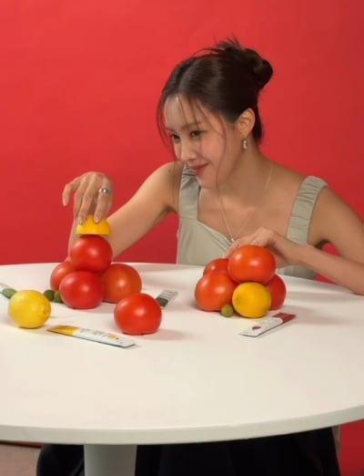 티아라 효민, 사업 파트너 입대했는데…같은날 아쉬움 안 보이는 미소