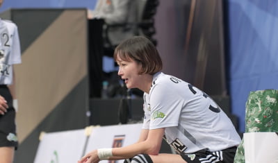 '이희준♥' 이혜정, 결혼 10년 만에 속내 밝혔다…"되게 싱숭생숭해" ('골때녀')