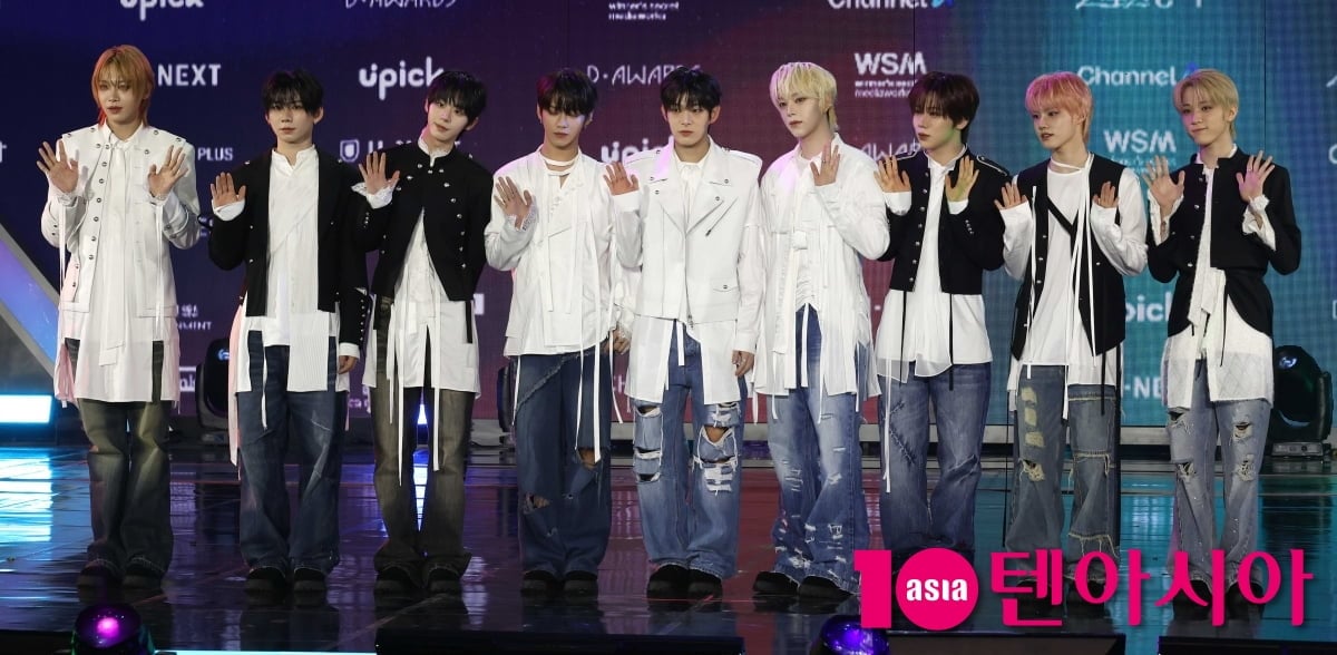 아홉, 꽃소년들의 하트[TEN포토]