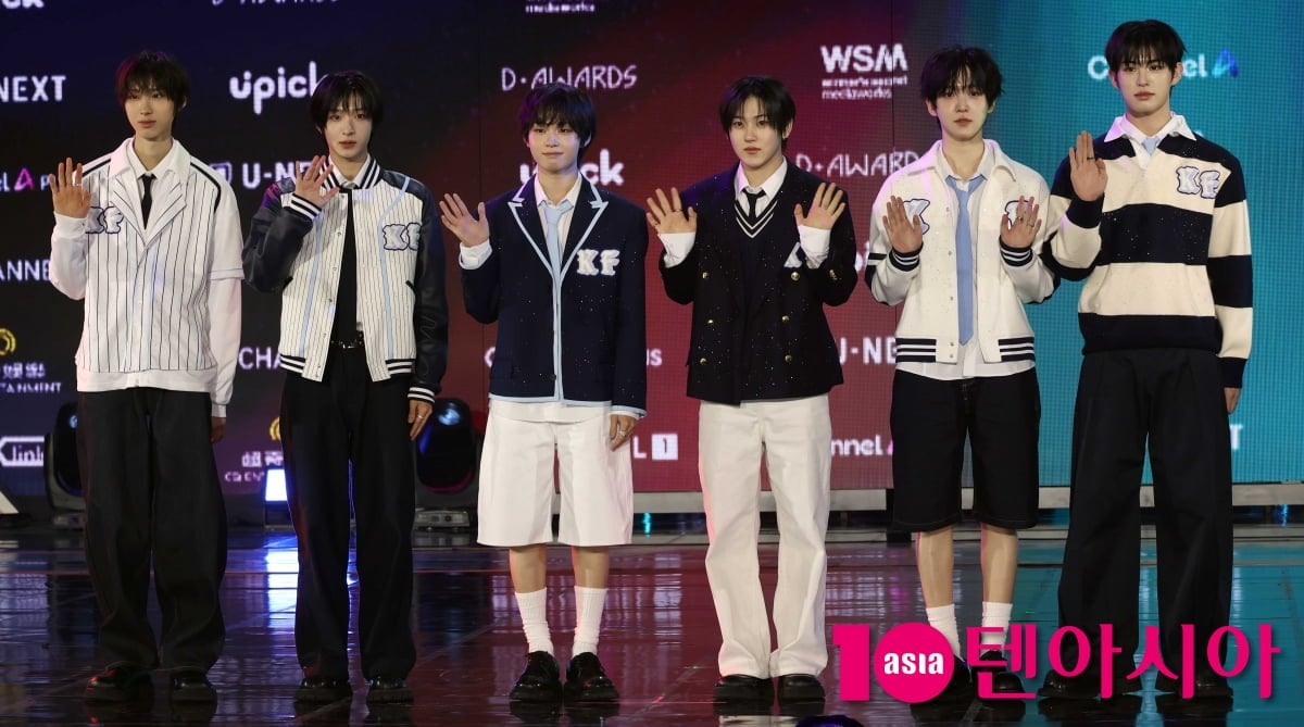 킥플립, 우리가 대세아이돌[TEN포토]